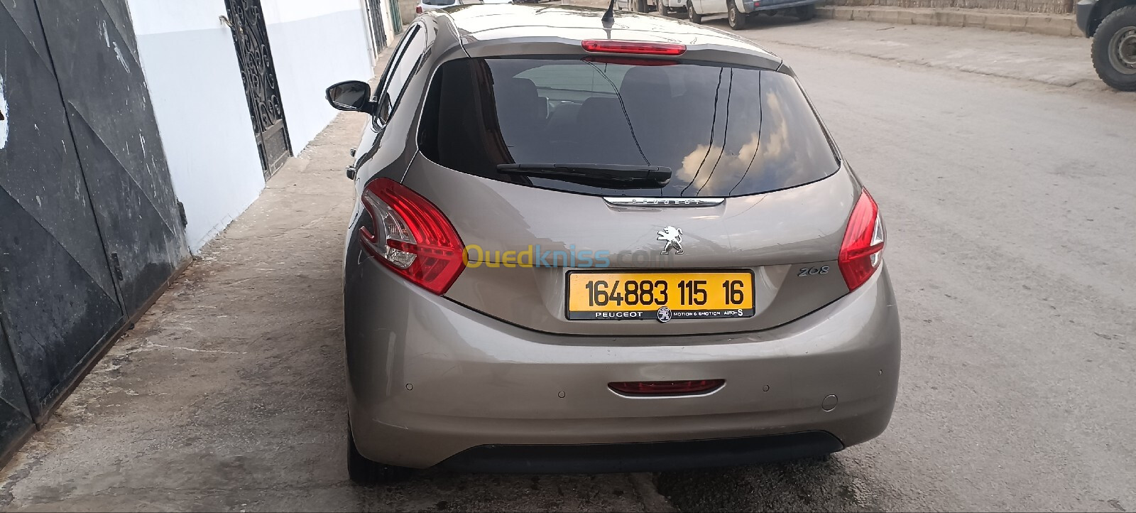 Peugeot 208 2015 Allure