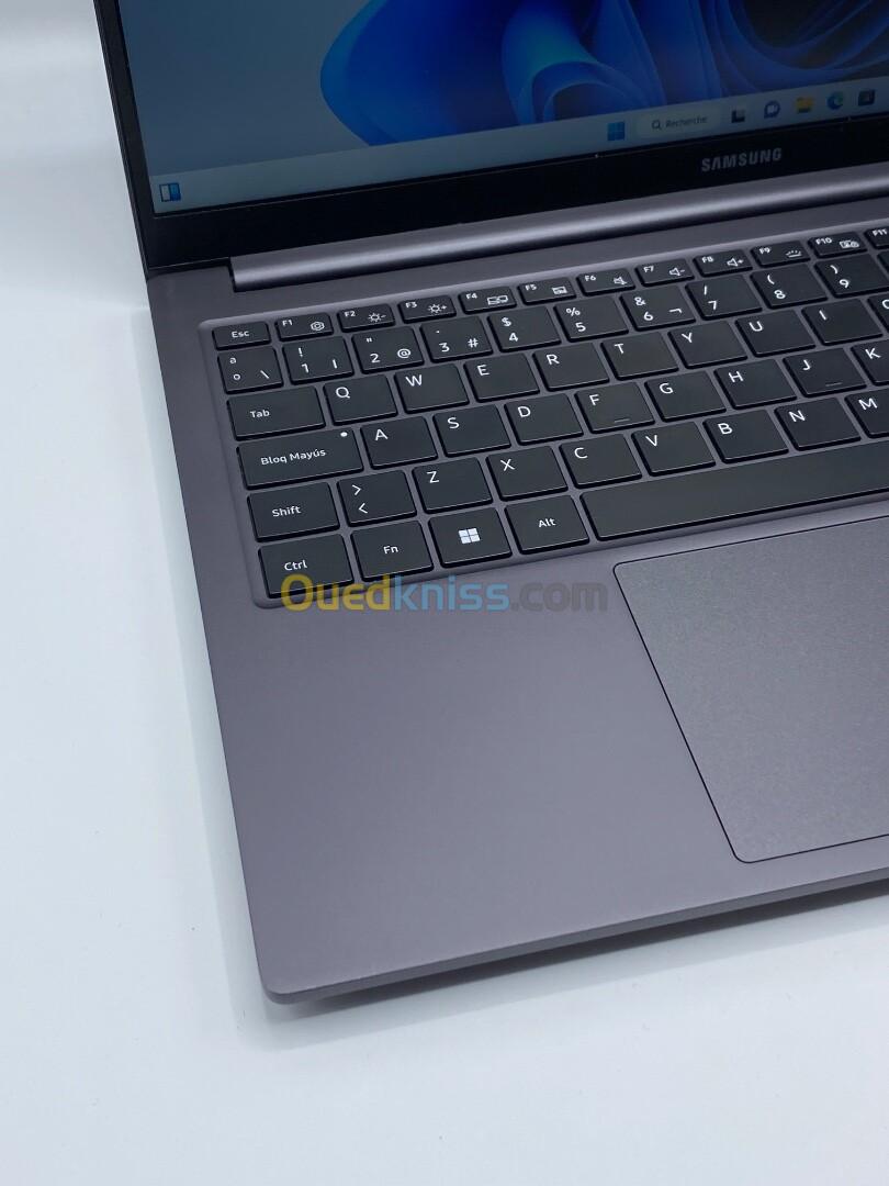 Samsung Galaxy Book 3 I5-1335U 8Go/512SSD 15.6 Pouce