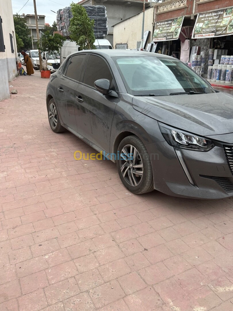 Peugeot 208 2023 Allure Facelift