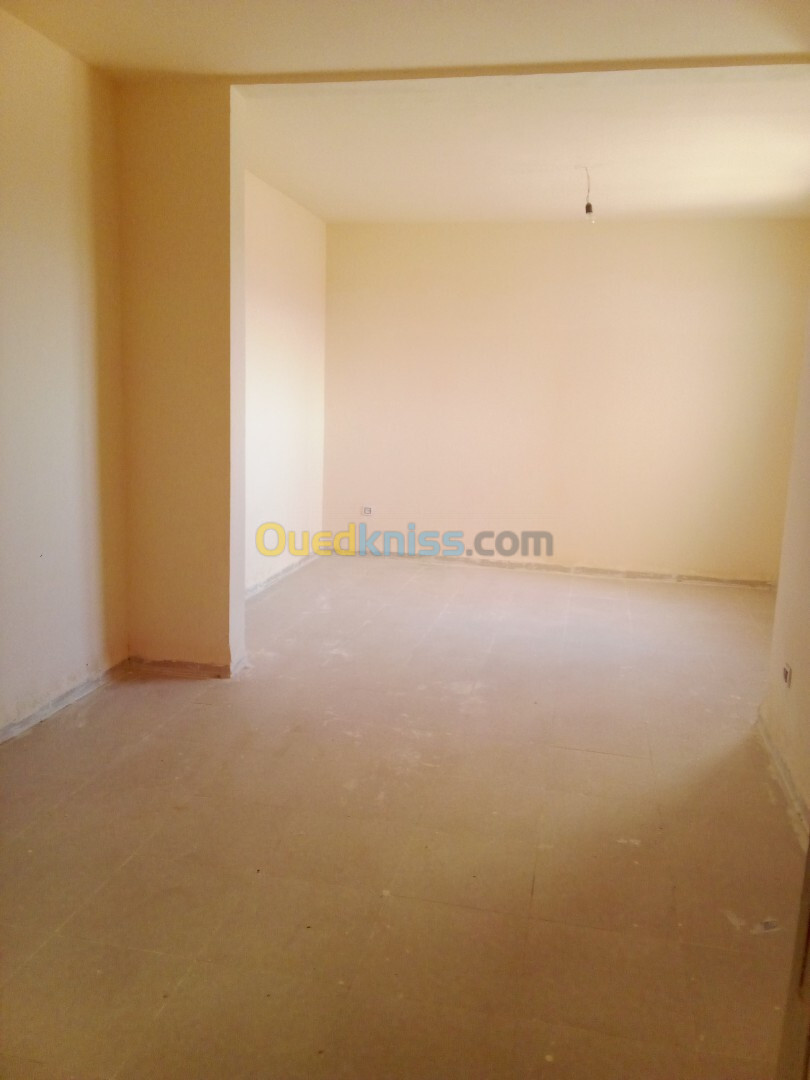 Location Appartement F3 Constantine El khroub