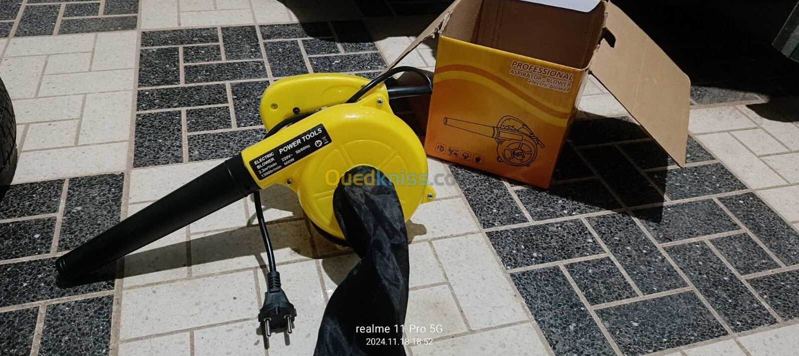 Aspirateur souffleur la puissance 600 w