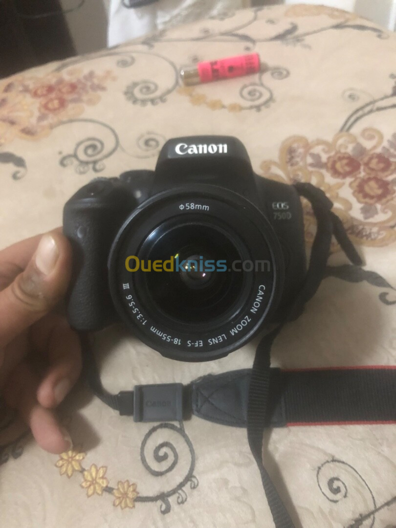 Caméra canon 750D