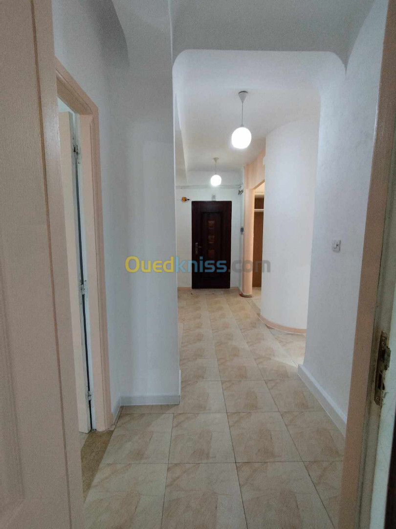 Vente Appartement F3 Alger Ain naadja