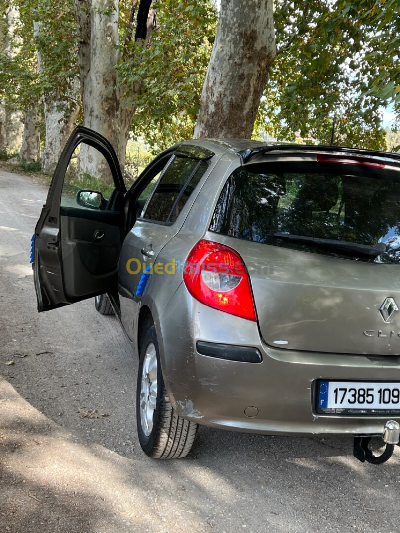 Renault Clio 3 2009 Exception