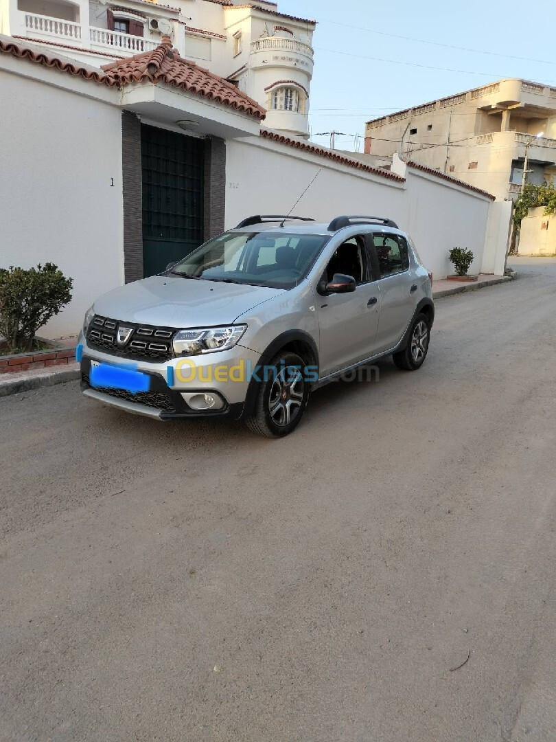 Dacia Sandero 2019 Stepway techroad dci