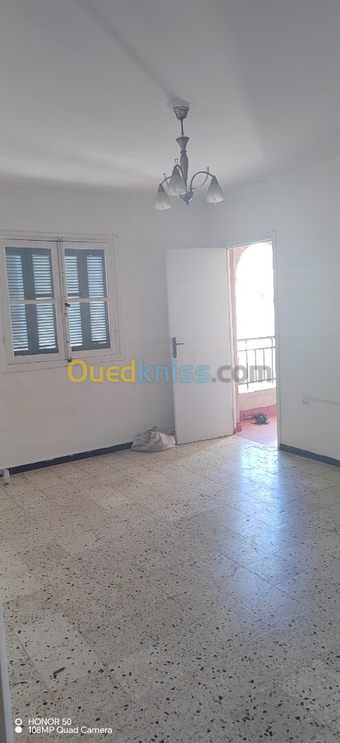 Location Appartement F4 Alger Ain naadja