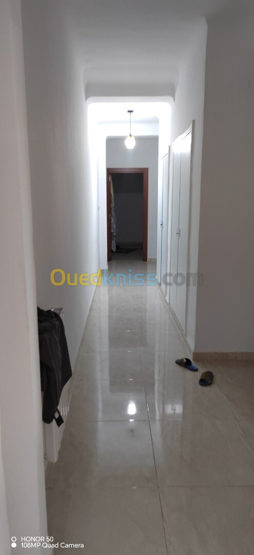 Location Appartement F4 Alger Rahmania