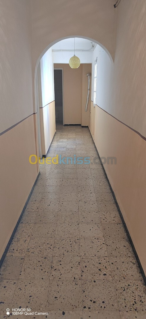 Location Appartement F4 Alger Ain naadja