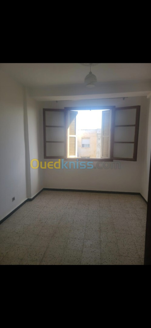 Location Appartement F3 Alger Bordj el bahri