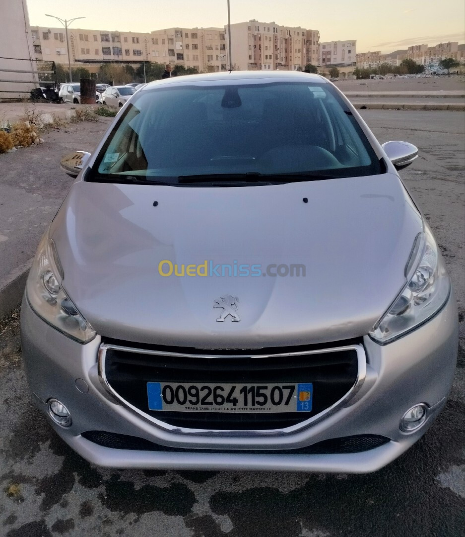 Peugeot 208 2015 Allure hdi