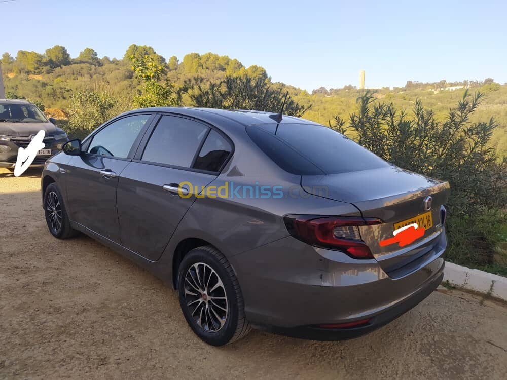 Fiat Tipo Sedan 2024 Life