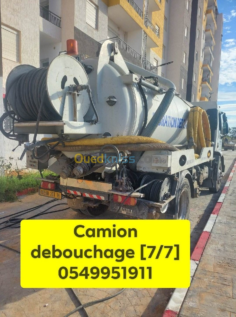 Camion débouchage vidange nettoyage canalisation 