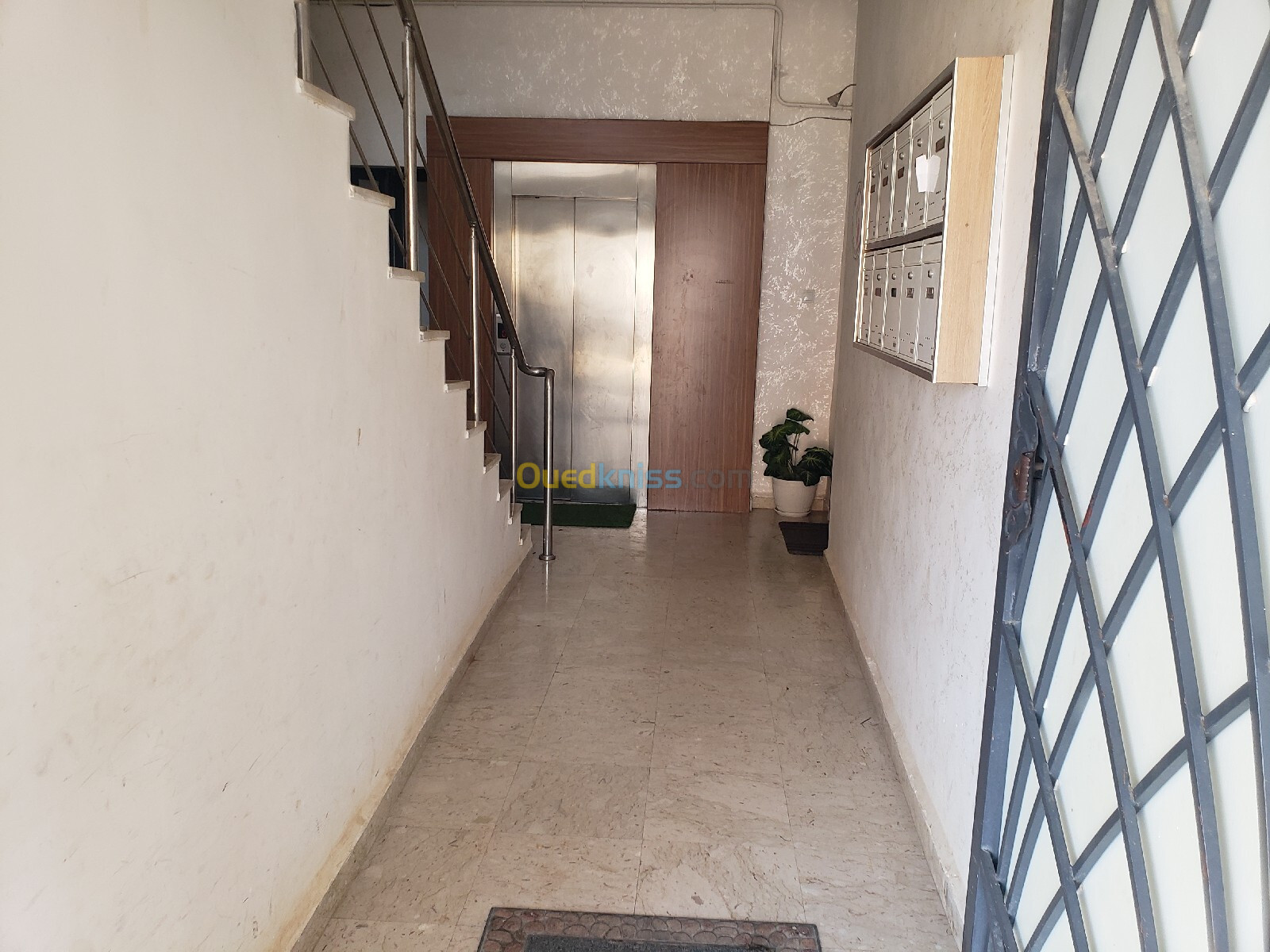 Location vacances Appartement F2 Alger Bachdjerrah