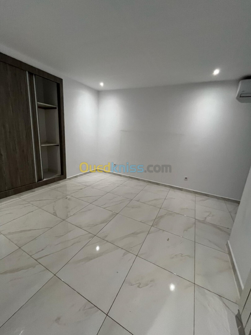 Location Appartement F4 Alger Cheraga