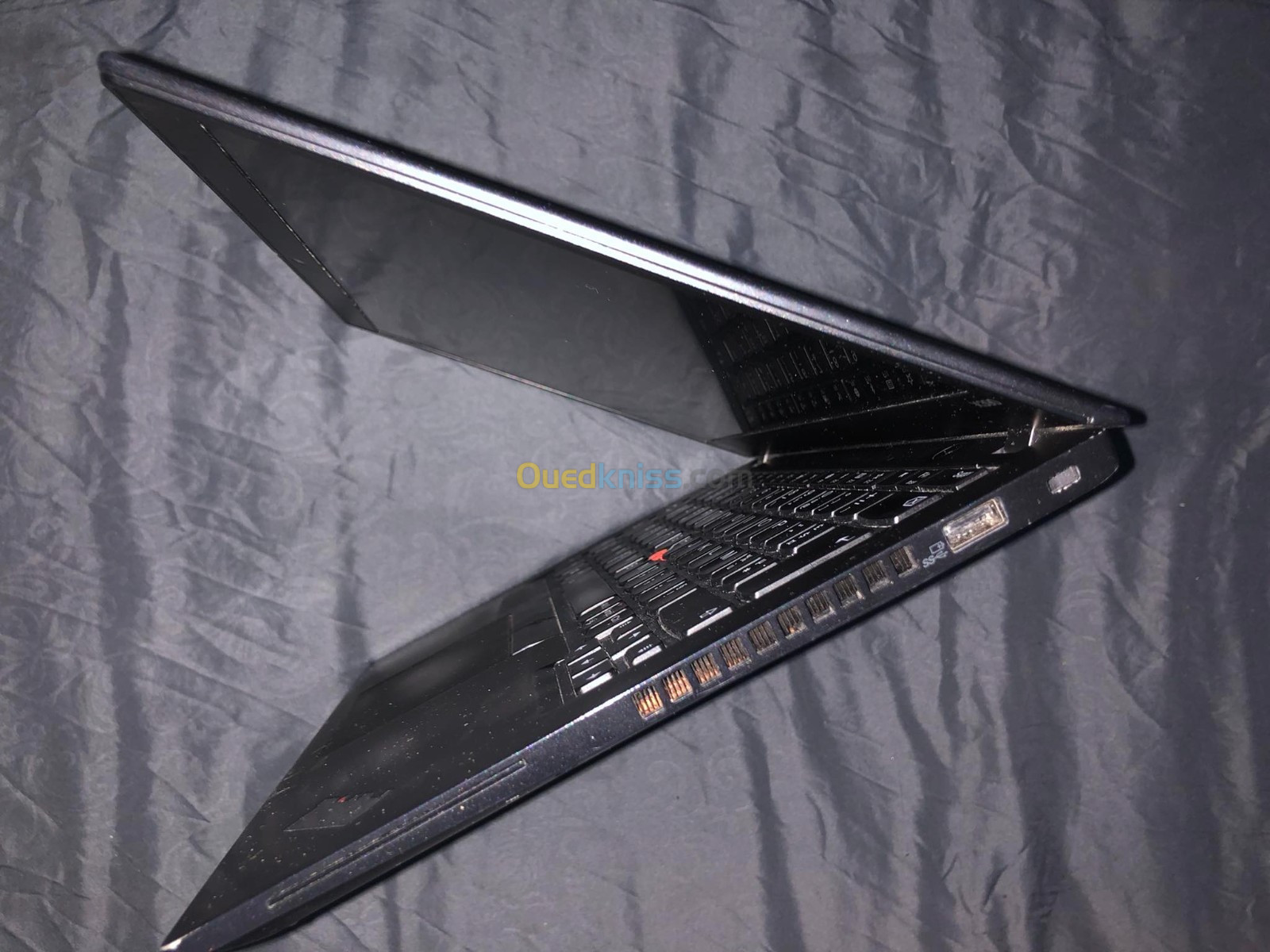 Ordinateur portable LENOVO THINKPAD T490,I5 8265U,8th Gene Ram de 8GB ROM 256