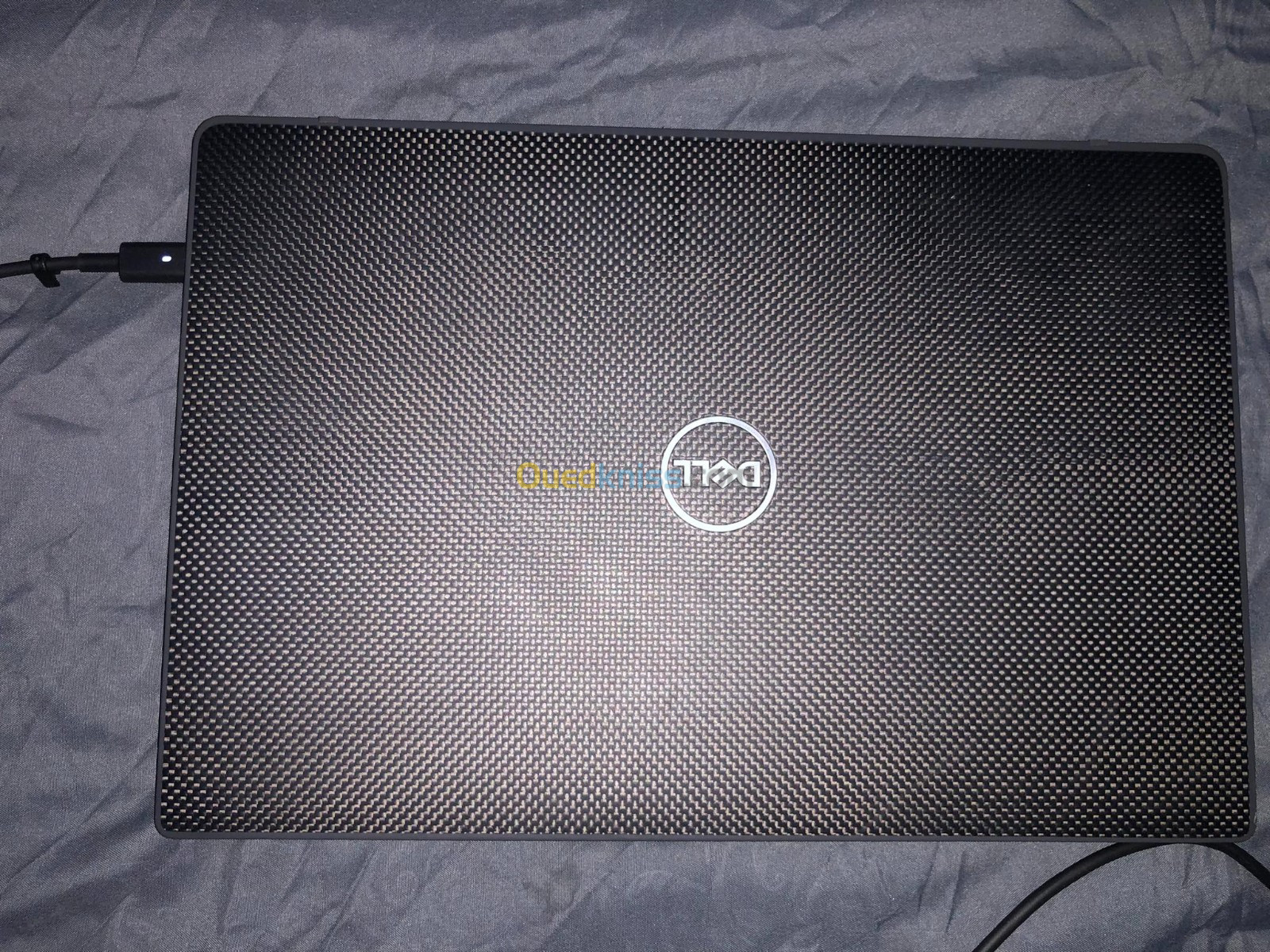 ordinateur portable DELL ATITUDE 7400 CARBON I7.8TH generation 16GB RAM 256GB ROM