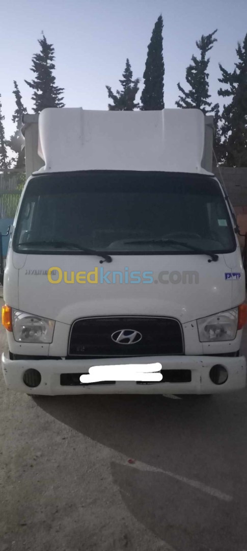 Hyundai HD65 2018