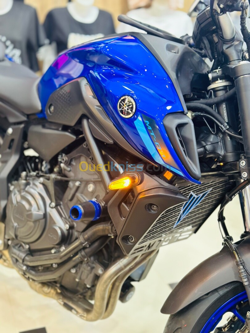 Yamaha MT07 2023