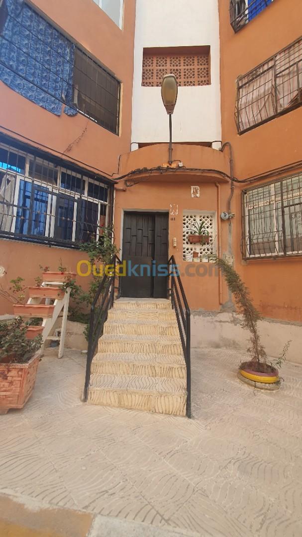 Vente Appartement F3 Tizi ouzou Ouaguenoun