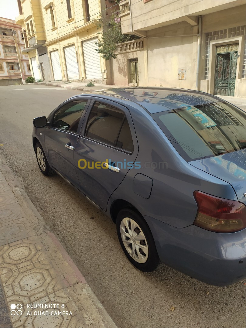 Toyota Yaris Sedan 2012 Yaris Sedan