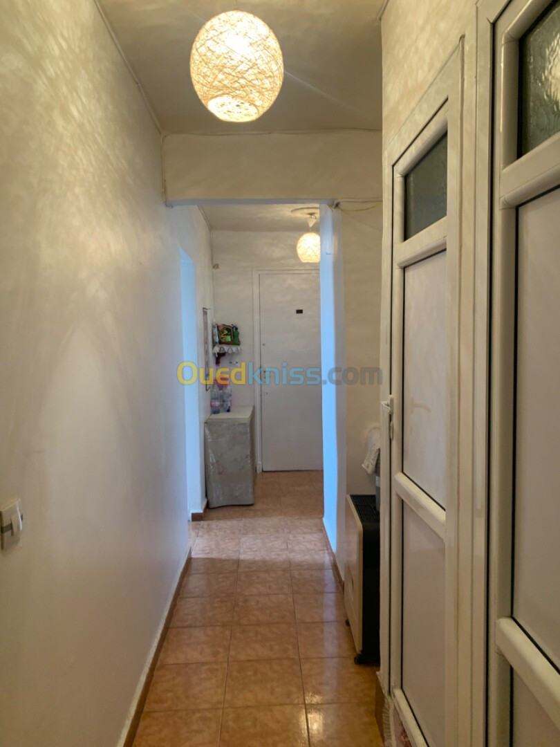 Vente Appartement F3 Alger Ain benian