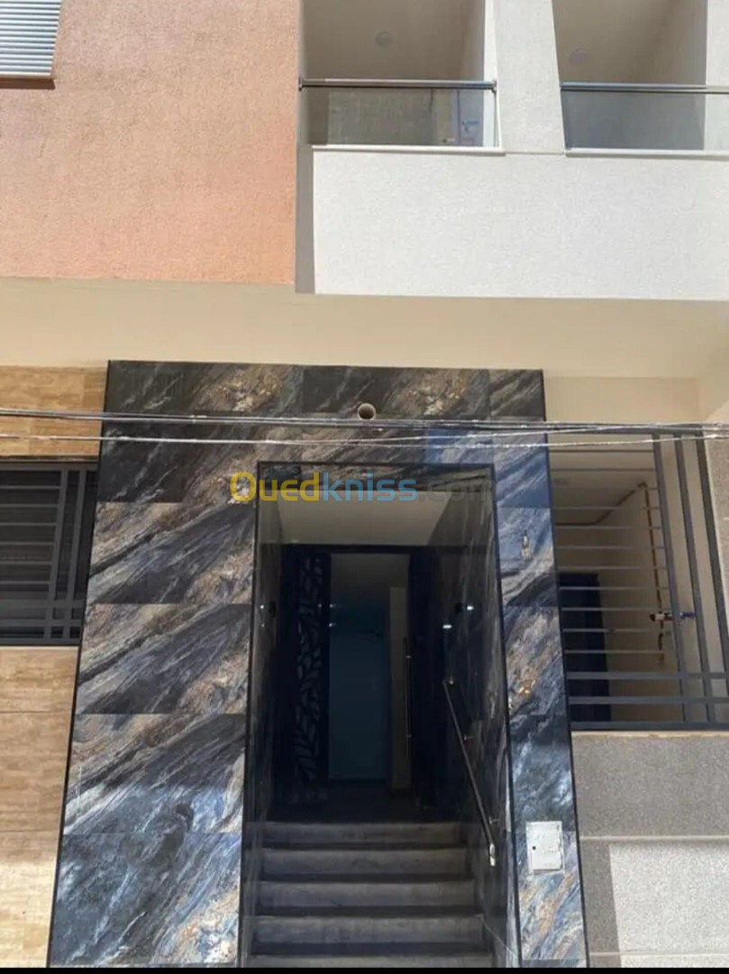 Vente Appartement F2 Alger Bordj el kiffan