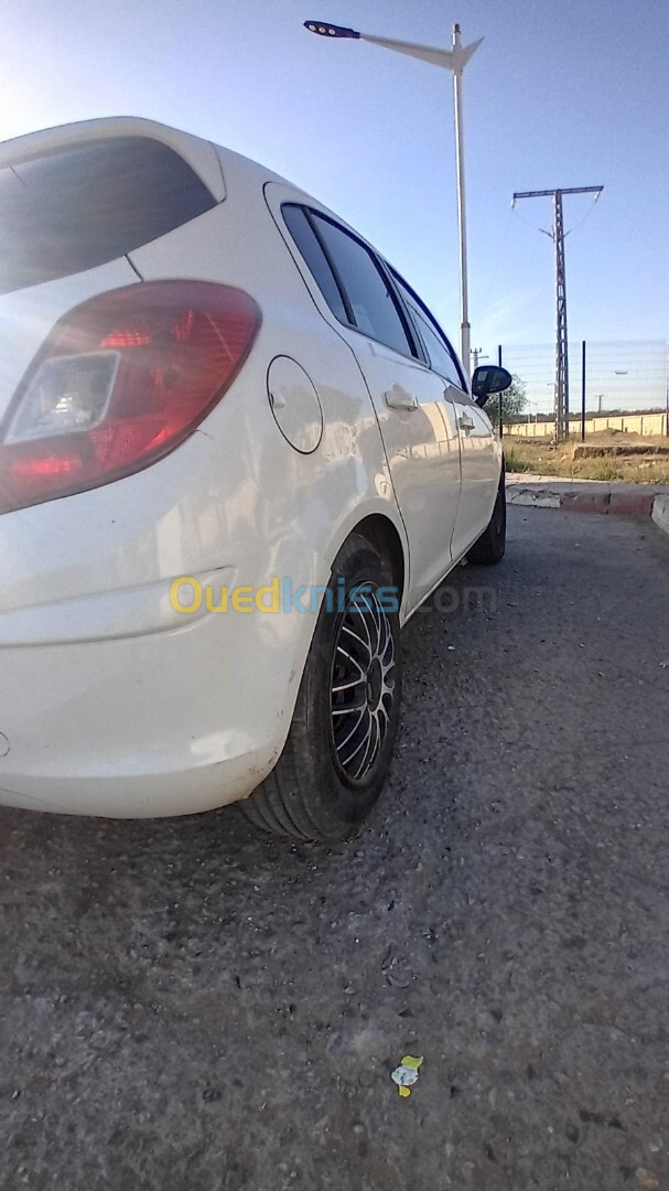 Opel Corsa 2013 Corsa