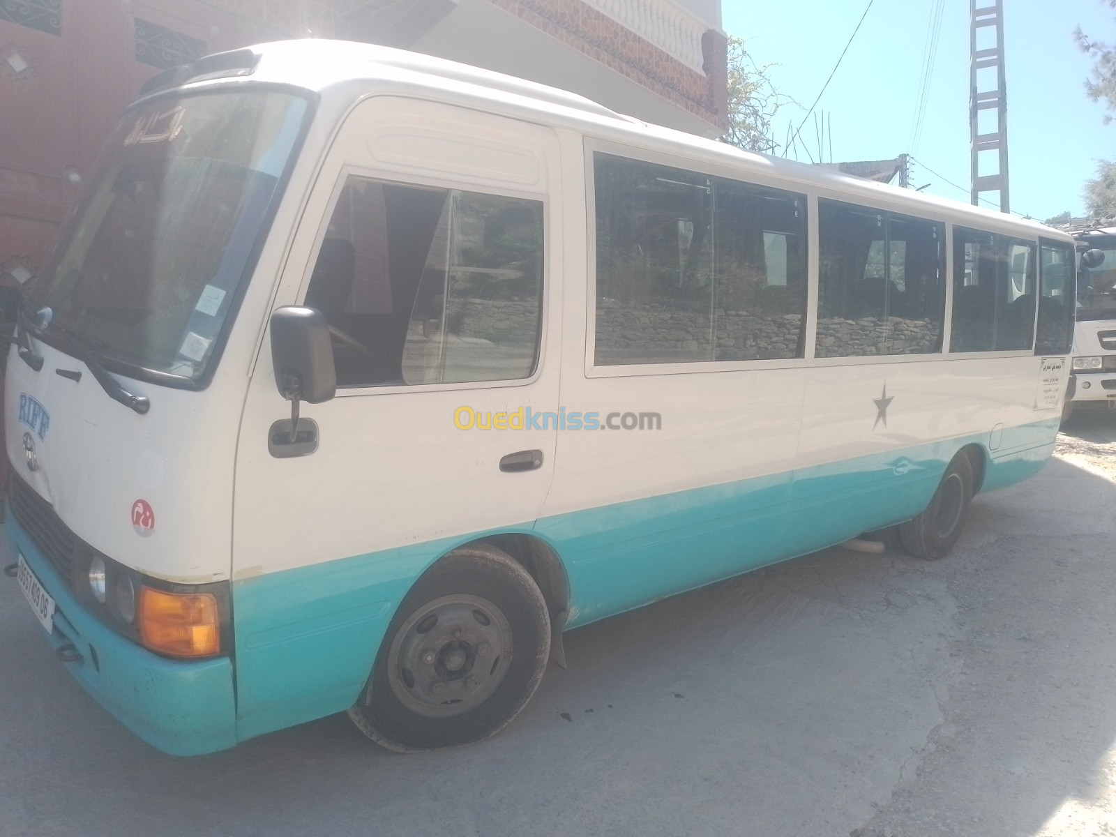 Toyota Coaster 2009 B ja a Algeria