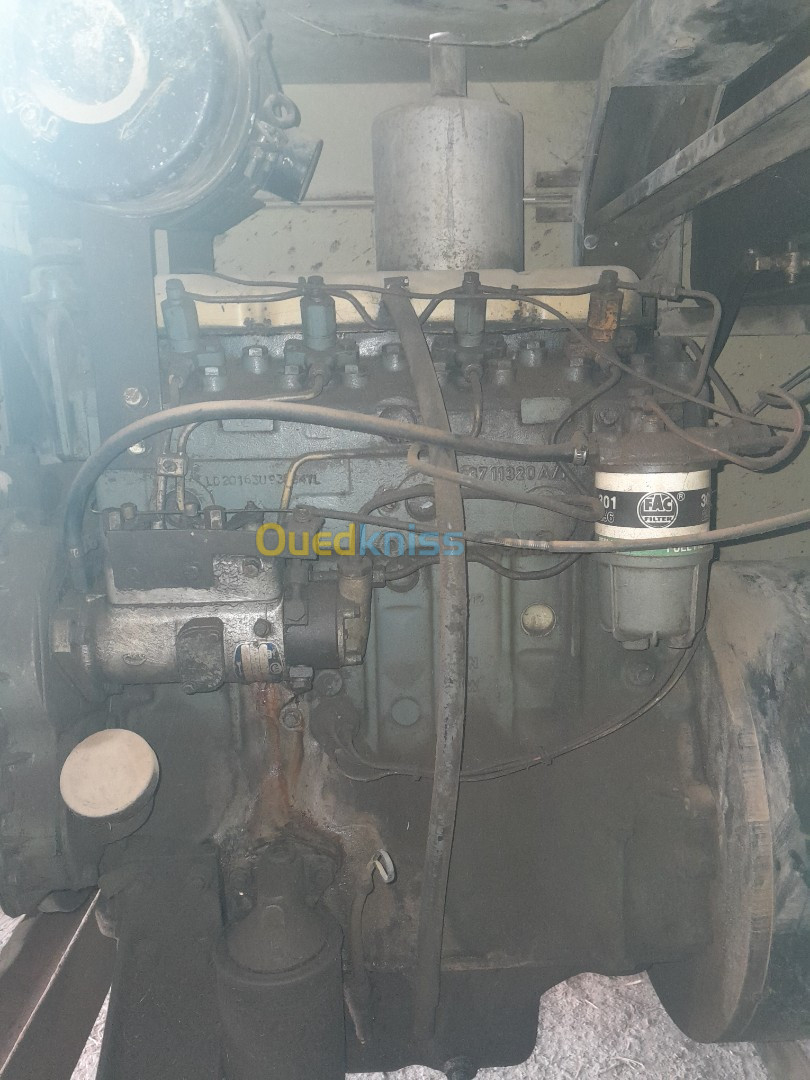 Group post a sodeur 600w moteur parkinz 4 silnder mahoch khadem bezaf 9/10