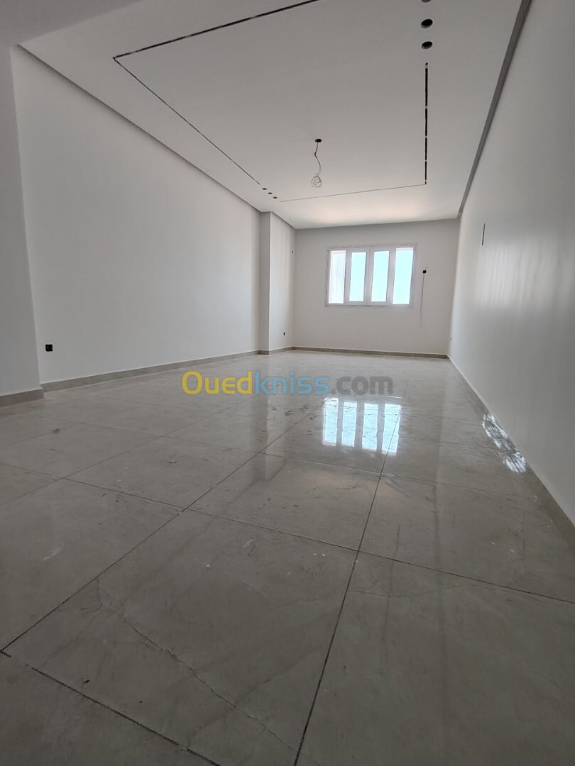 Vente Appartement F4 Jijel Jijel