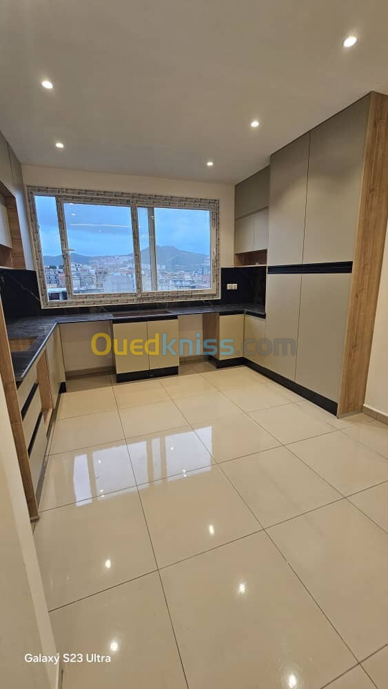 Vente Appartement F3 Jijel Jijel