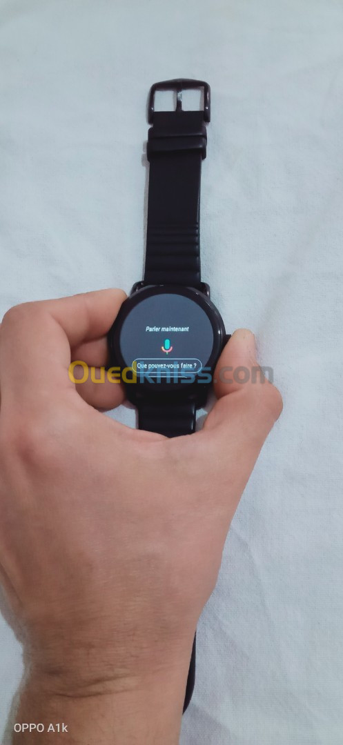 montre connecte smart watch ساعة ذكية FOSSIL