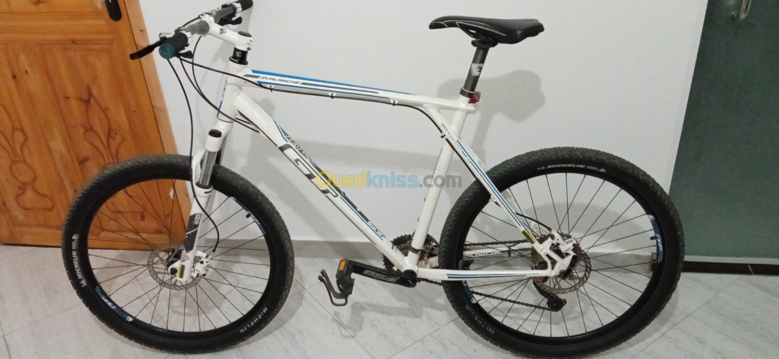 Vélo GT Avalanche xxl 26``