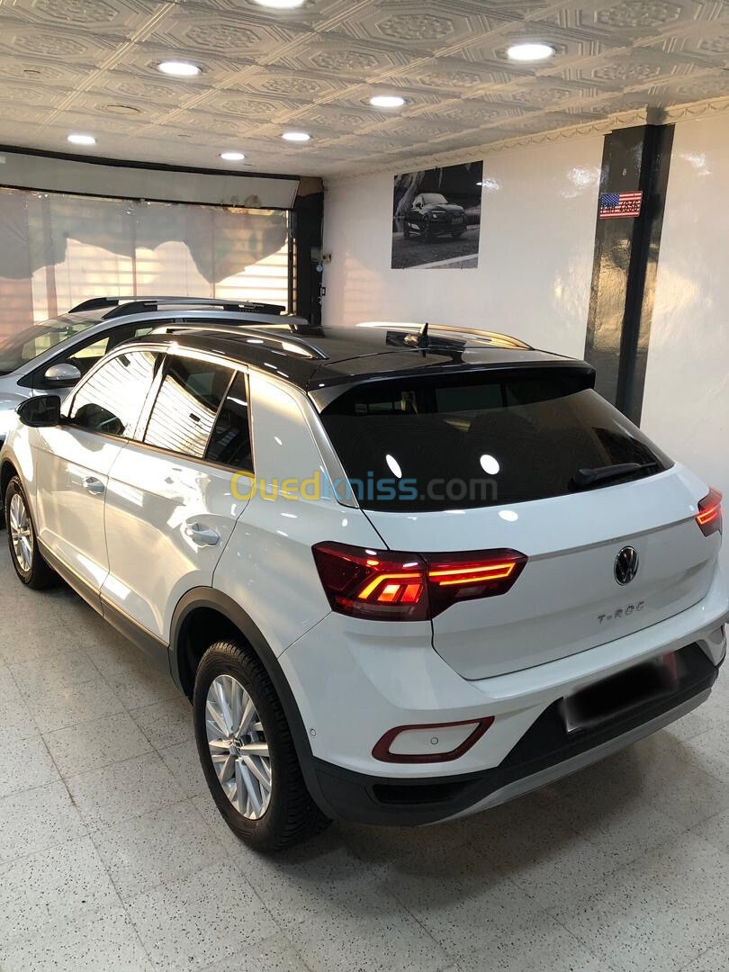 Volkswagen T-Roc 2022 Life +