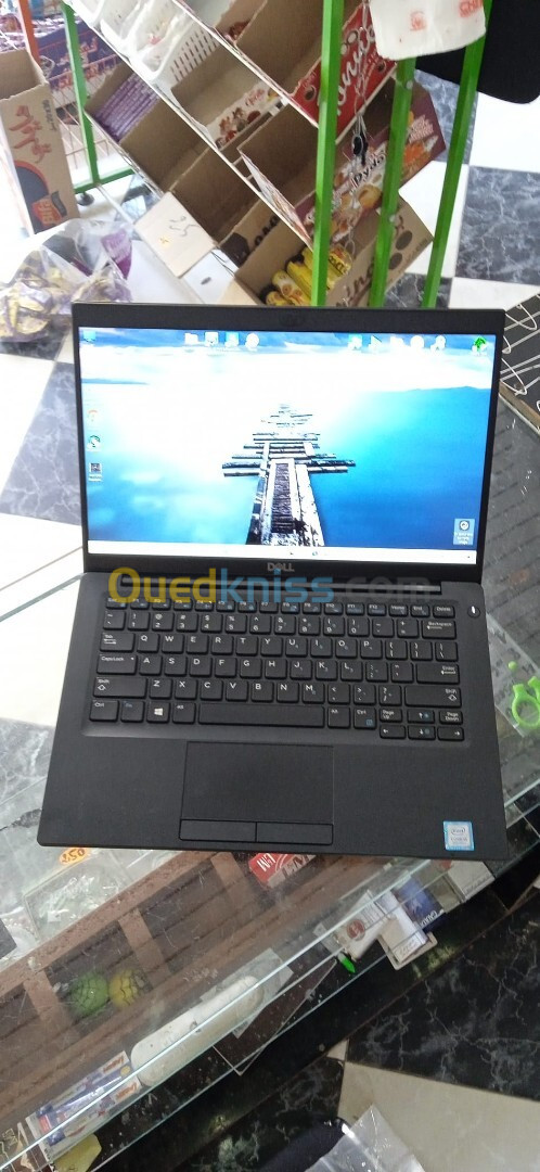 Pc portable Dell latitude 7390, processeur I5-8350U  13,3 Pouce, 8G Ram, 256 G Ssd, Livraisons Ok