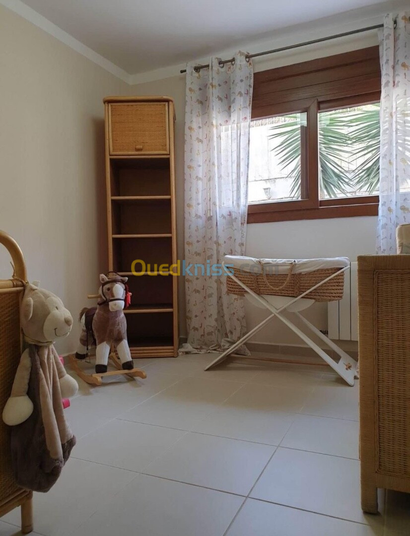 Location Appartement F4 Alger Kouba