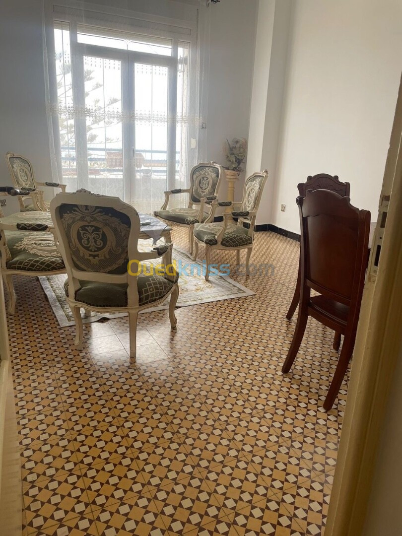 Location Appartement F3 Alger El mouradia