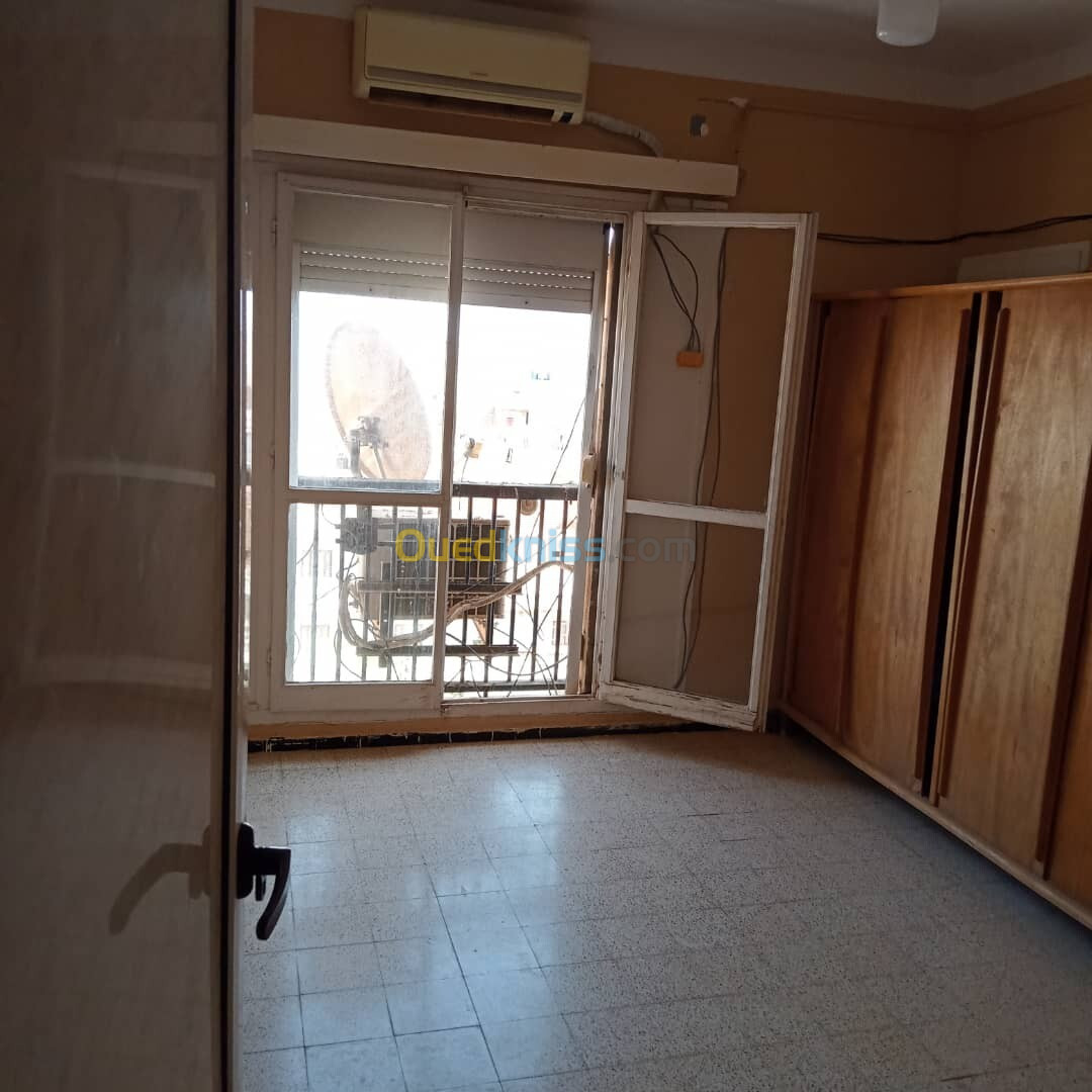 Vente Appartement F5 Oran El Kerma