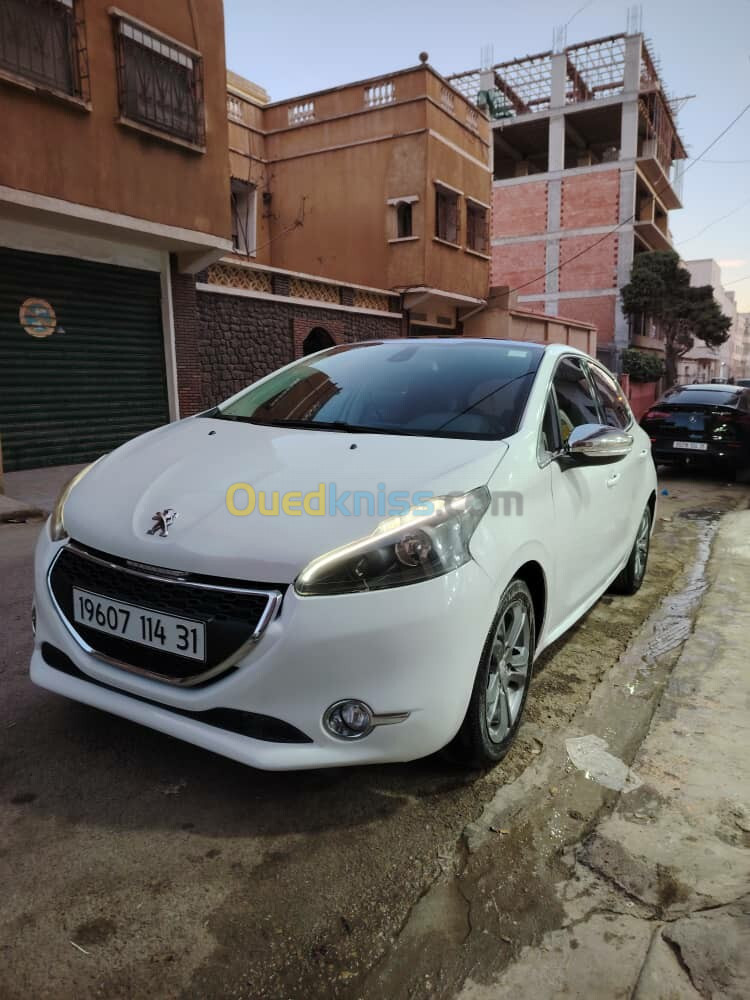 Peugeot 208 2014 208