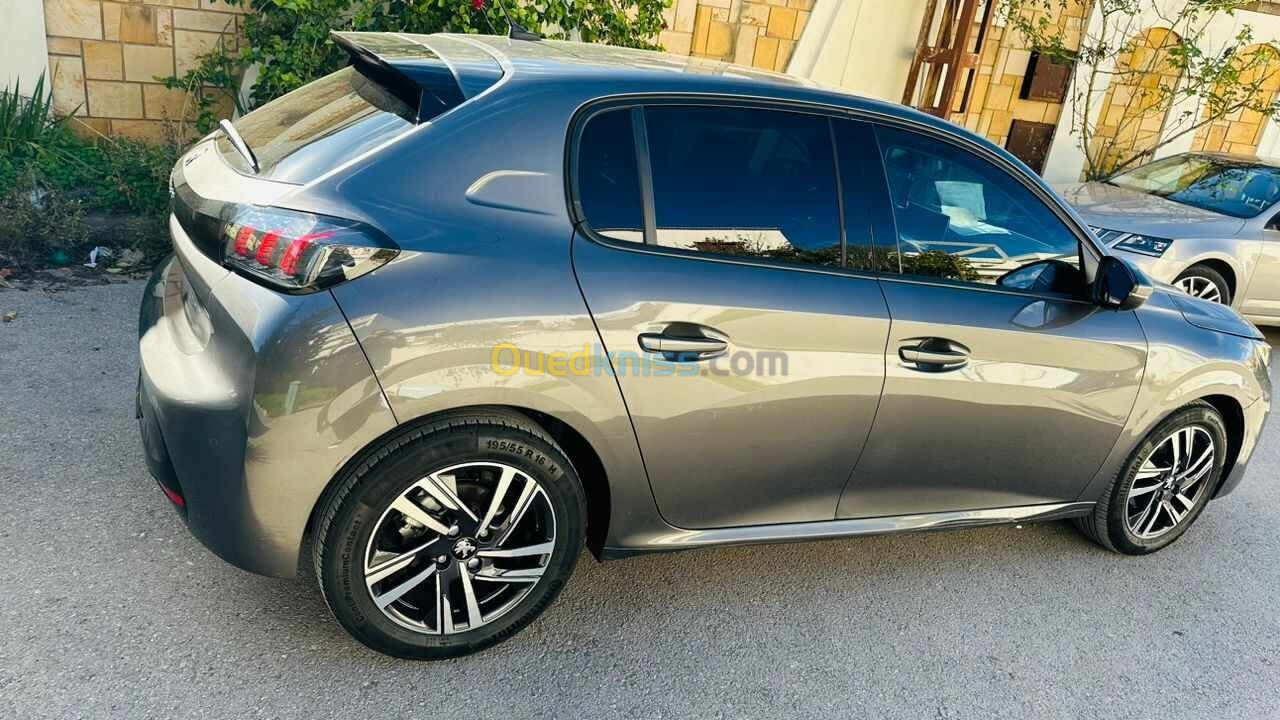 Peugeot 208 2022 Allure