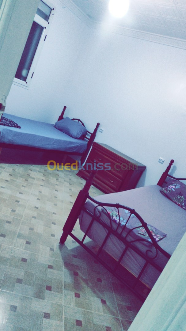 Location vacances Appartement F3 Annaba Chetaibi