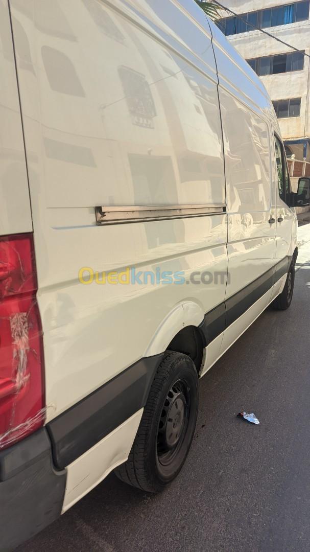 Volkswagen Crafter 2013 Surélevé chassis moyen