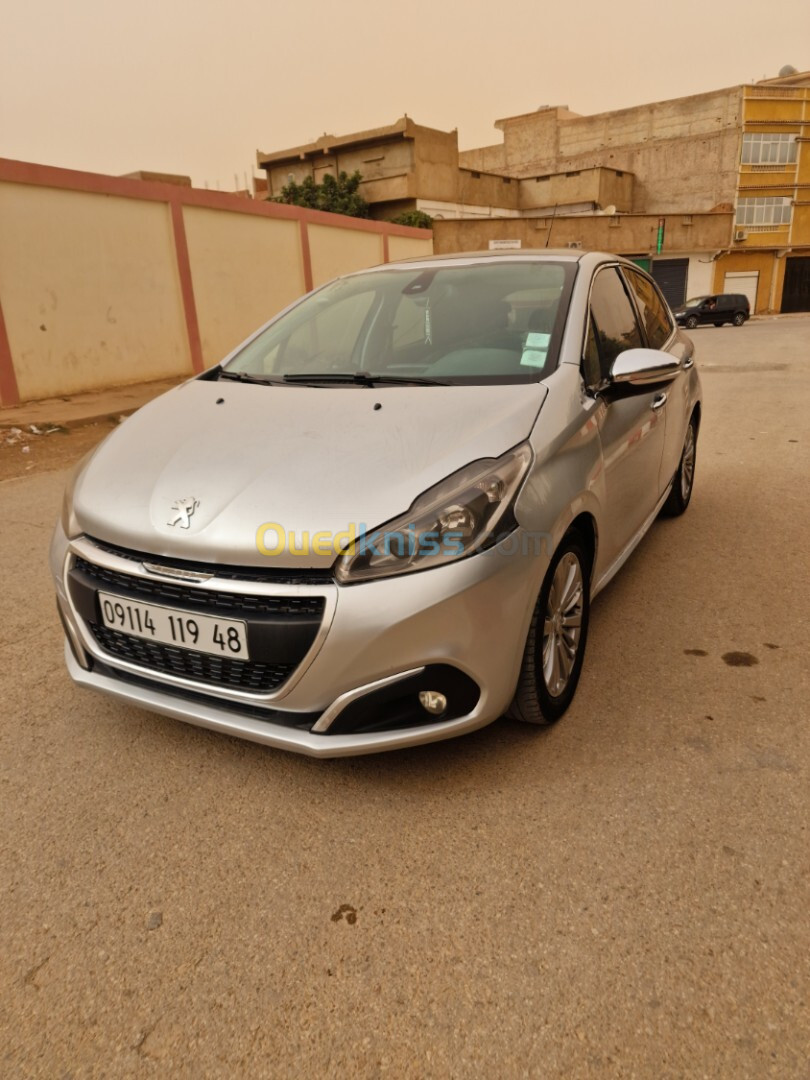 Peugeot 208 2019 Allure