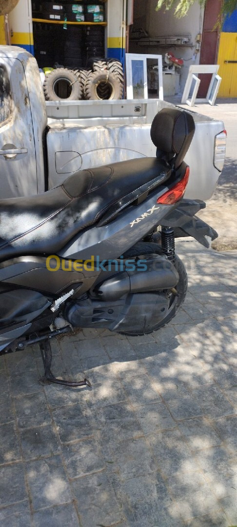 Yamaha xmax 125 2015