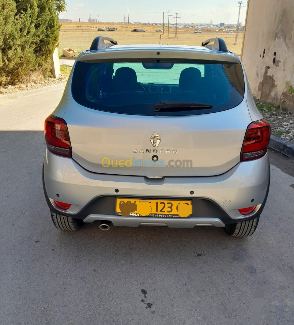 Dacia Sandero 2023 Renault