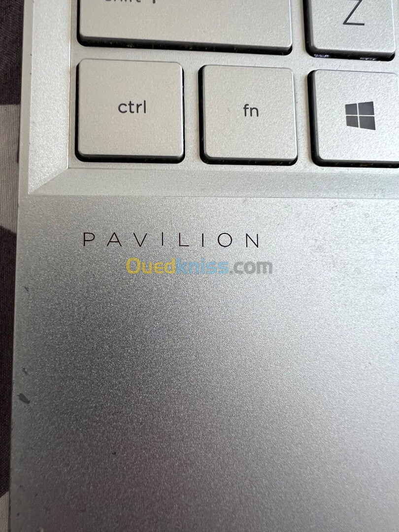 Hp pavilion 15 i5 8eme mx150 12go ram