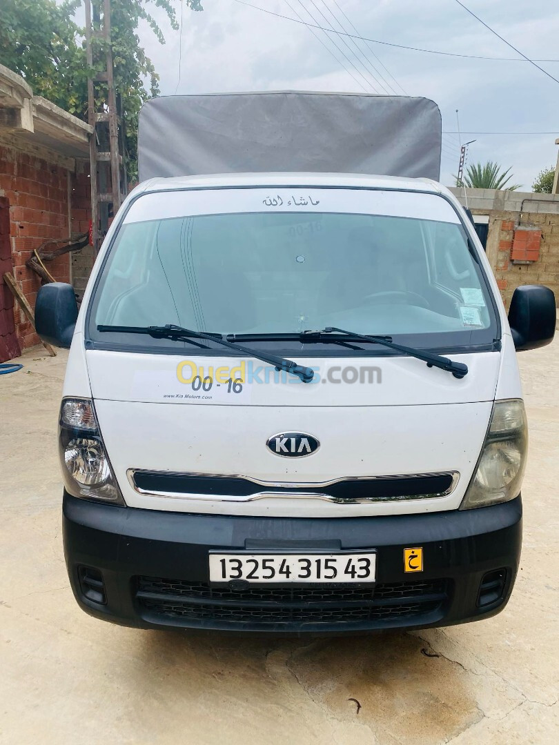 Kia K2700 2015