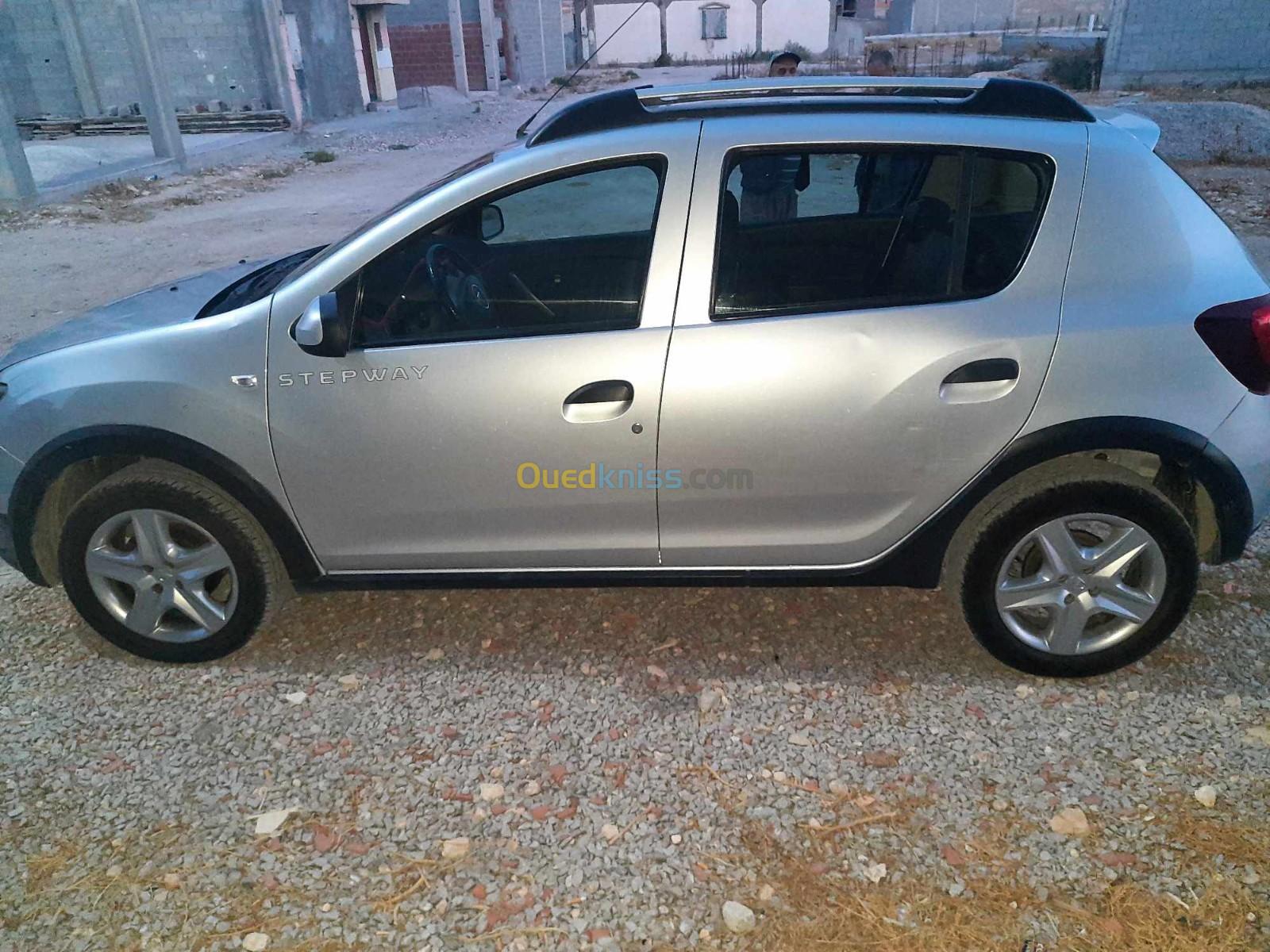 Dacia Sandero 2015 