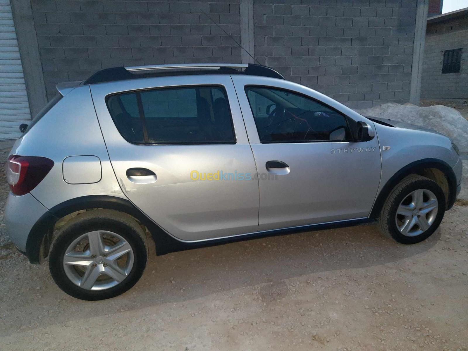 Dacia Sandero 2015 