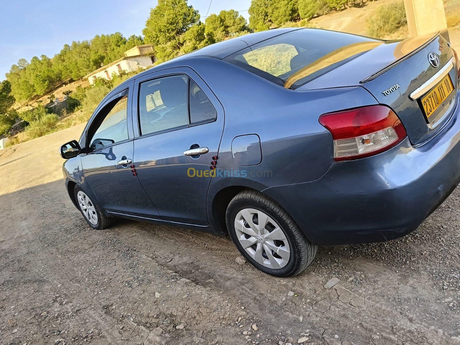 Toyota Yaris Sedan 2011 Yaris Sedan